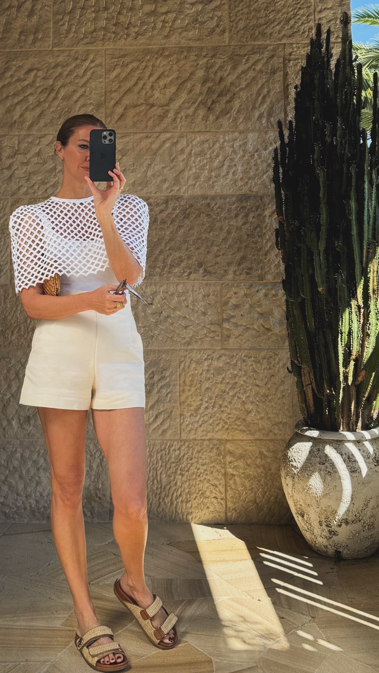 Villa Savoye Summer Capelet / Bianco
