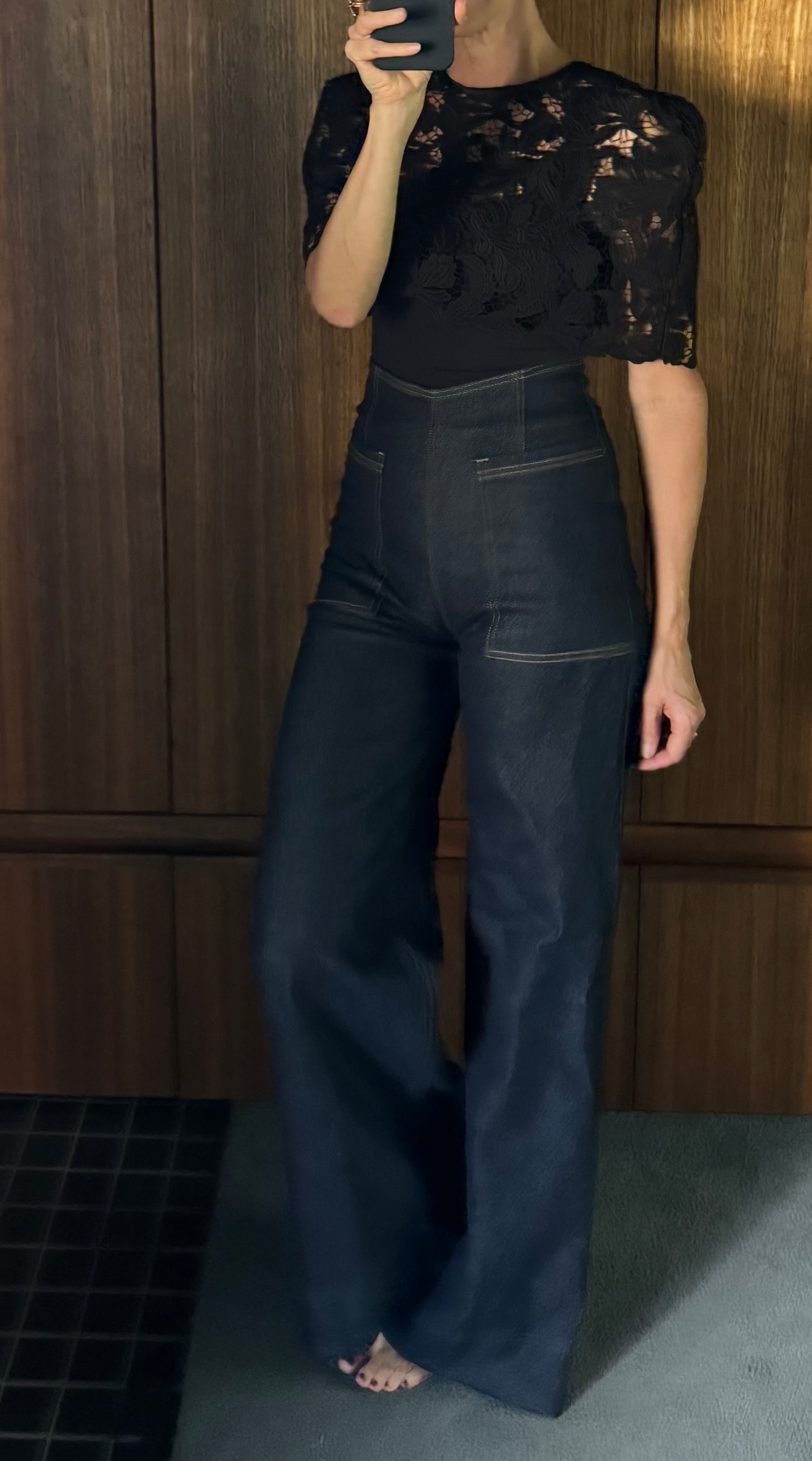 The Florentine Lace Capelet / Noir